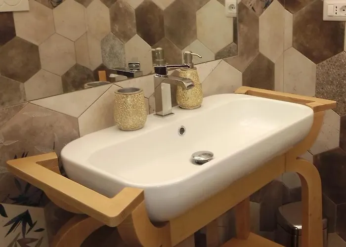 Nannare Guest house 4*
